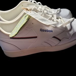BRAND NEW MENS REEBOK WHITE TENNIS SHOES SZ 10.